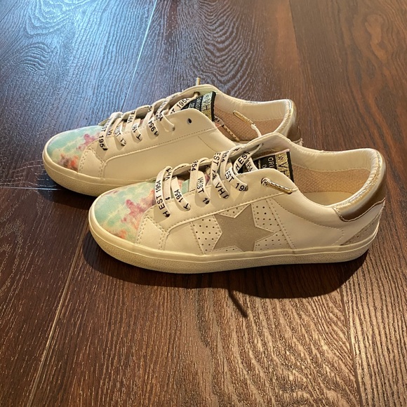 NWT Emmaline Tie-Dye Vintage Havana Sneakers - Picture 7 of 12